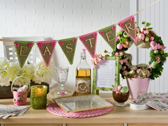 Pretty Easter Dinner DIY Tablescape