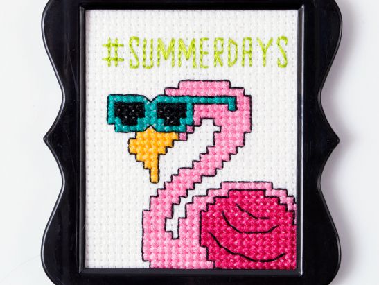 #SummerDays Flamingo Cross Stitch Free Pattern