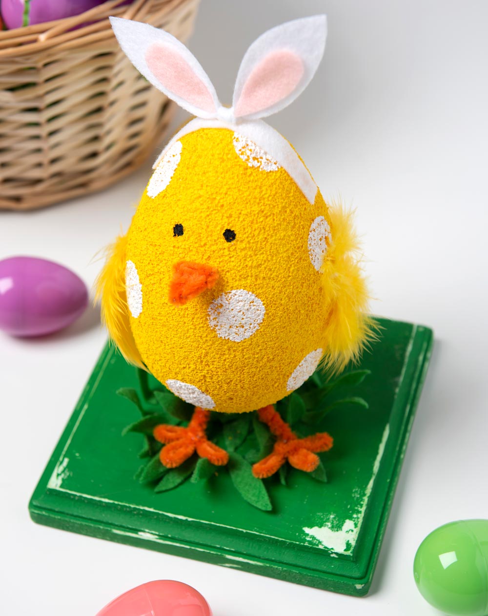 FA_Easter_bty_Chick_030819.jpg