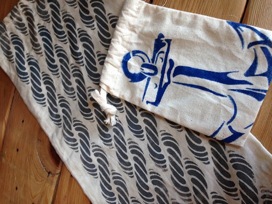 Tote-tally Awesome DIY Nautical Canvas Bags