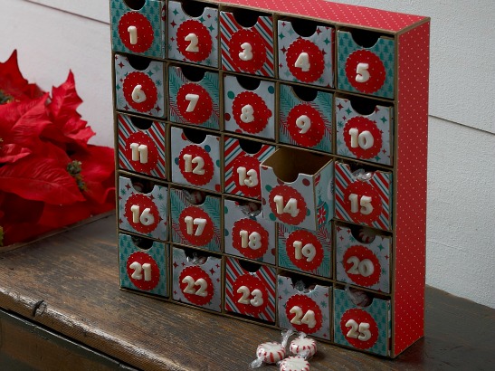 DIY Kids Christmas Countdown Calendar!