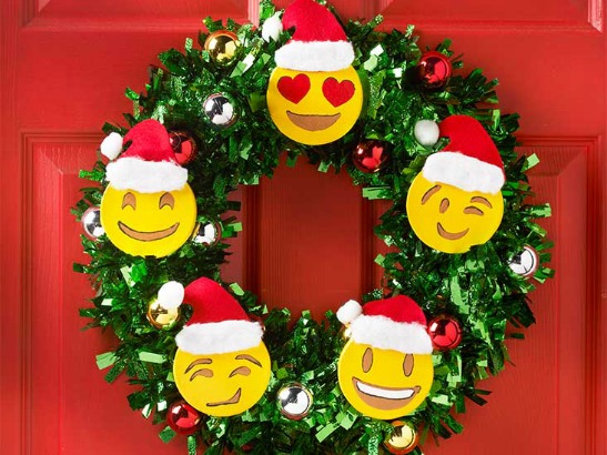 Emoji Holiday Wreath and DIY Christmas Tree