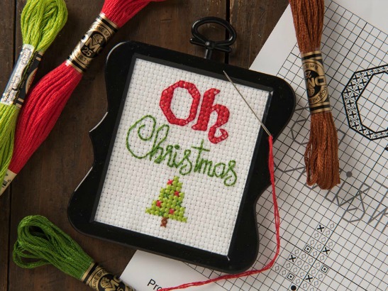 Free "Oh Christmas" Holiday Cross Stitch Pattern Download